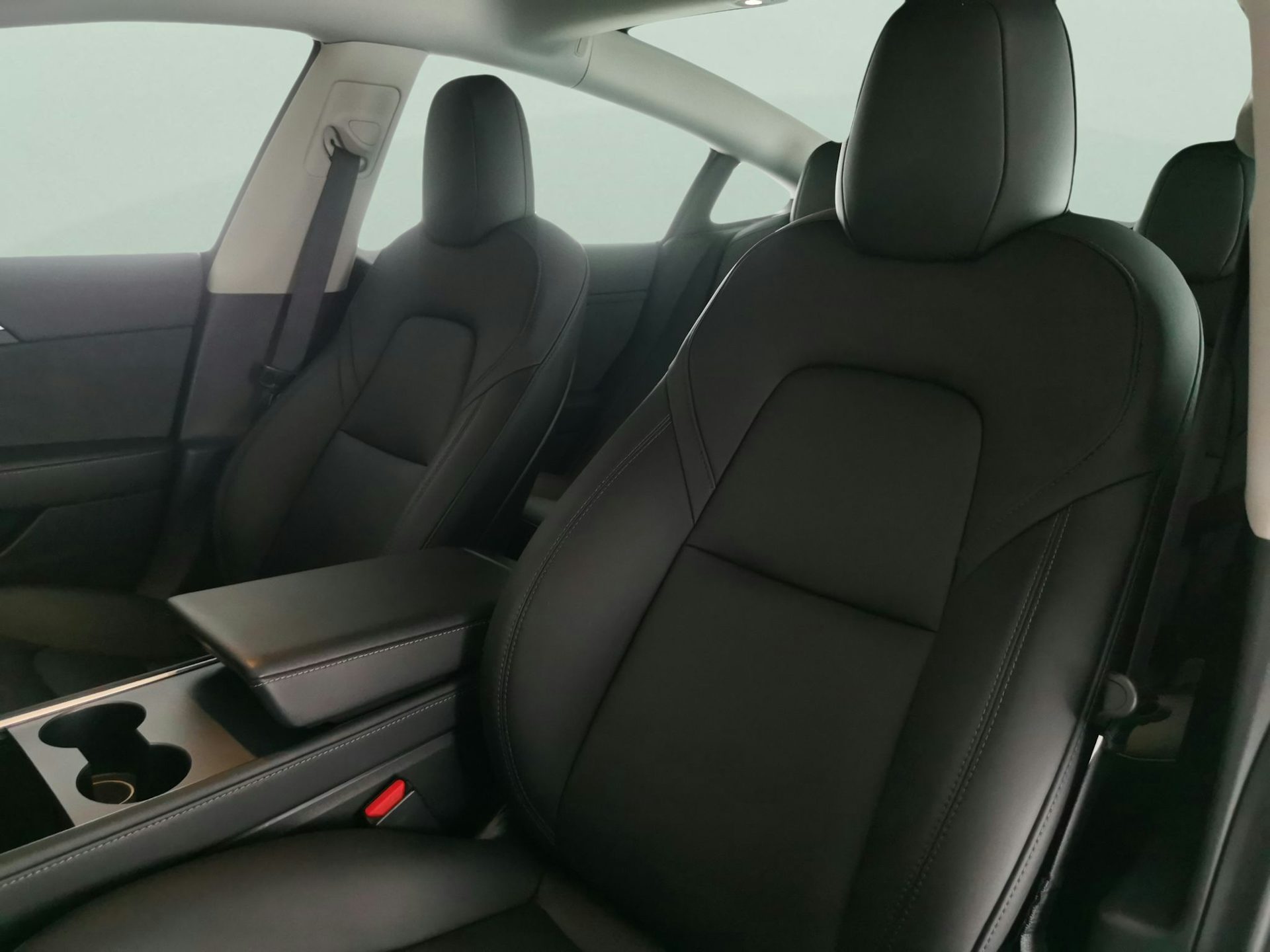 Gallery image 7 for 2022 Tesla Model 3 Auto Standard Plus